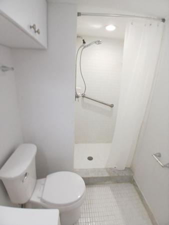 Breakwaters Of The Palm Beaches, 470 Executive Center Dr #4N, West Palm Beach, Florida 33401, image 1