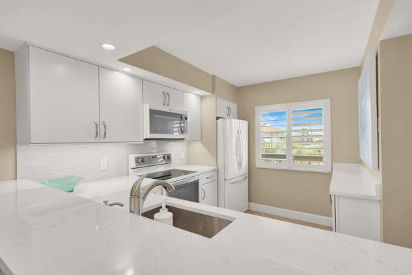 The Marina At The Bluffs, 1001 Seafarer Cir #405, Jupiter, Florida 33477, image 2