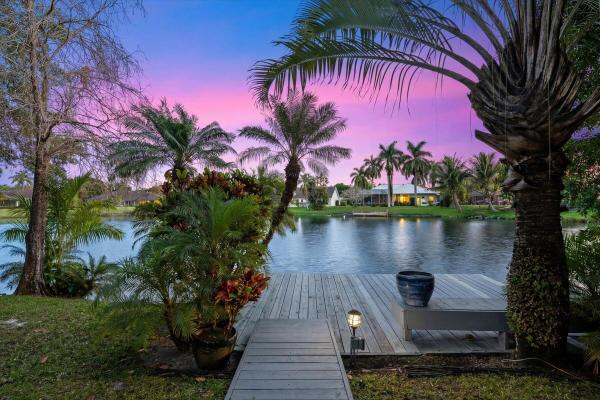 Amesbury Circle Of Greenview Shores 2, 2042 Amesbury Cir, Wellington, Florida 33414, image 1