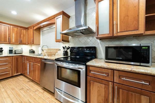 Lauder Gate Isles, 2101 NE 15th St, Fort Lauderdale, Florida 33304, image 1