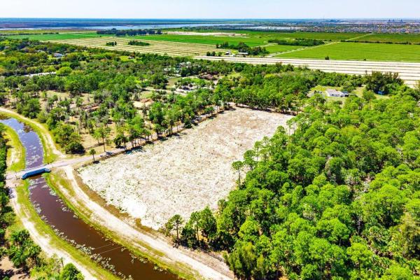 Fox Trail, 1278 Arabian Dr, Loxahatchee, Florida 33470, image 2