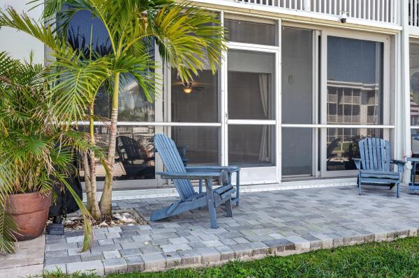 Windsor Park North, 121 Wettaw Ln #112, North Palm Beach, Florida 33408, image 1