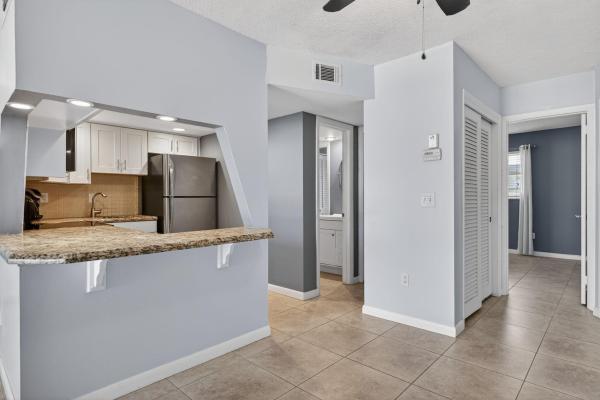 Windsor Park North, 121 Wettaw Ln #112, North Palm Beach, Florida 33408, image 1