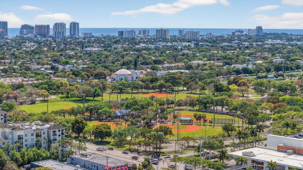 Lake Ridge, 1029 NE 9th Ave, Fort Lauderdale, Florida 33304, image 1