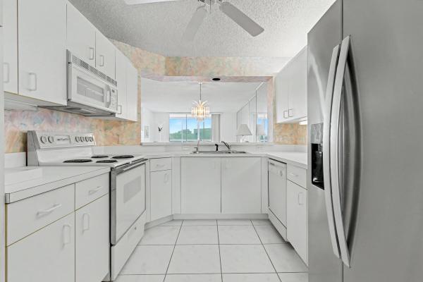 7552 Trent Dr #301, Tamarac, Florida 33321, image 1