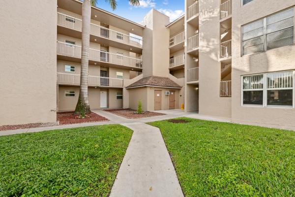 Tangerine Of Pine Island Ridge, 9480 Tangerine Pl #102, Davie, Florida 33324, image 1