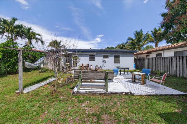North Andrews Gardens, 270 NE 42nd St, Oakland Park, Florida 33334, image 1