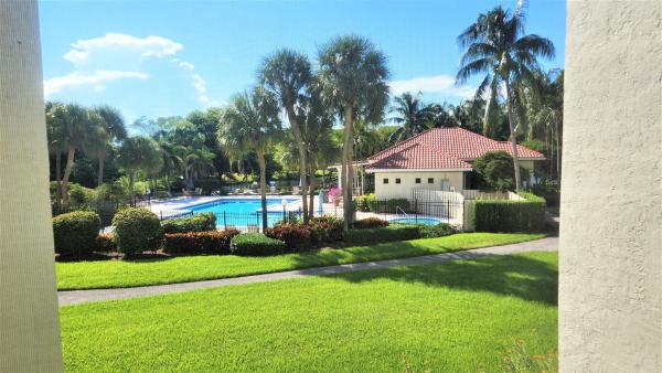 1915 Lavers Cir #E208, Delray Beach, Florida 33444, image 2