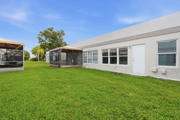 Town Villas At Moon Lake, 19000 Stewart Cir #4, Boca Raton, Florida 33496, image 3