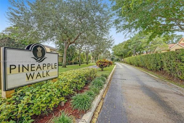 Pineapple Walk, 22322 Pineapple Walk Dr, Boca Raton, Florida 33433, image 1
