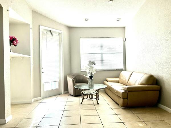 Sierra Bay, 2900 Carvelle Dr, Riviera Beach, Florida 33404, image 1