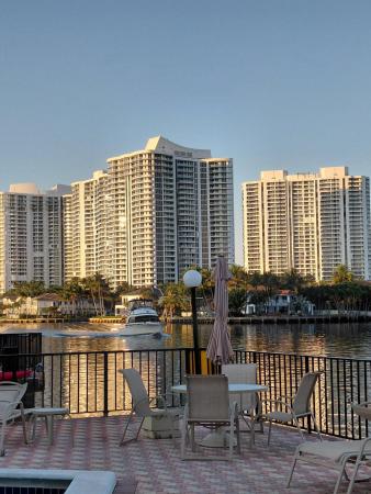 Ashleigh House, 3113 S Ocean Dr #504, Hallandale Beach, Florida 33009, image 3