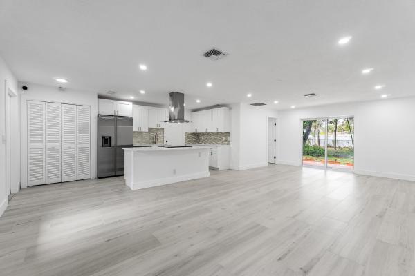 Kelsey City, 425 Greenbriar Dr, Lake Park, Florida 33403, image 1