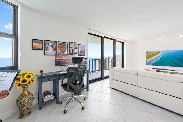 Connemara, 5420 N Ocean Dr #PH-2, Riviera Beach, Florida 33404, image 3