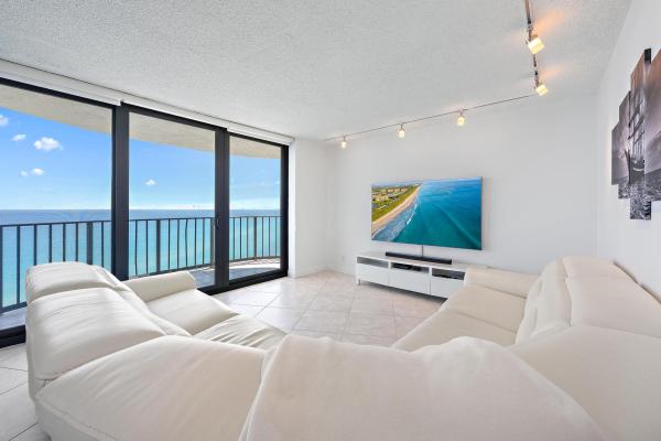 Connemara, 5420 N Ocean Dr #PH-2, Riviera Beach, Florida 33404, image 2