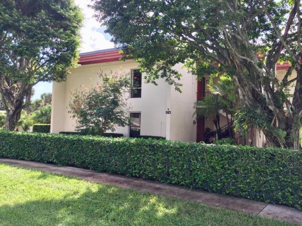 Garden Court Villas, 1714 Consulate Pl #101, West Palm Beach, Florida 33401, image 1