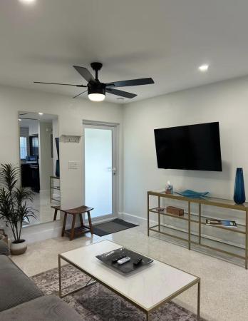 Lauderdale Park, 1516 N Dixie Hwy #1-2, Fort Lauderdale, Florida 33304, image 1