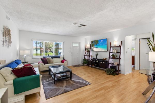 Laurel Hills, 1109 NW 8th St, Boynton Beach, Florida 33426, image 1