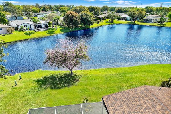 Coco Wood Lakes, 14592 Country Side Ln, Delray Beach, Florida 33484, image 3