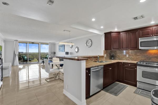 Oaks Way At Palm-Aire, 3520 Oaks Way #1010, Pompano Beach, Florida 33069, image 1