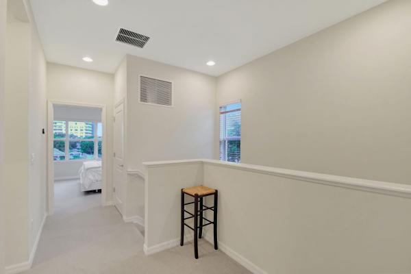 Parkview At Hillcrest, 1105 Banyan Dr, Hollywood, Florida 33021, image 1