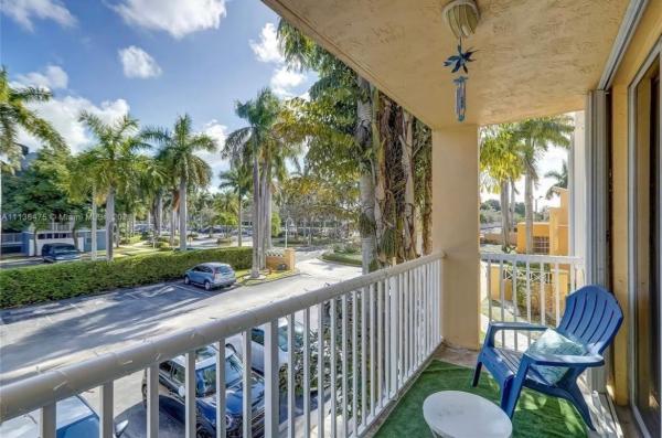 Sheridan East, 1350 SE 3rd Ave #211, Dania Beach, Florida 33004, image 3