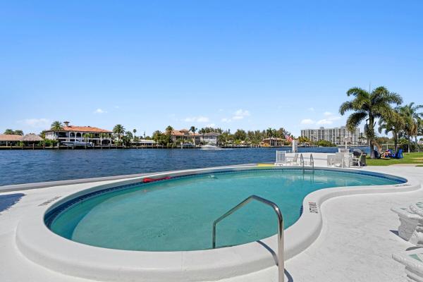 Coastal Winds, 801 N Riverside Dr #7b, Pompano Beach, Florida 33062, image 1