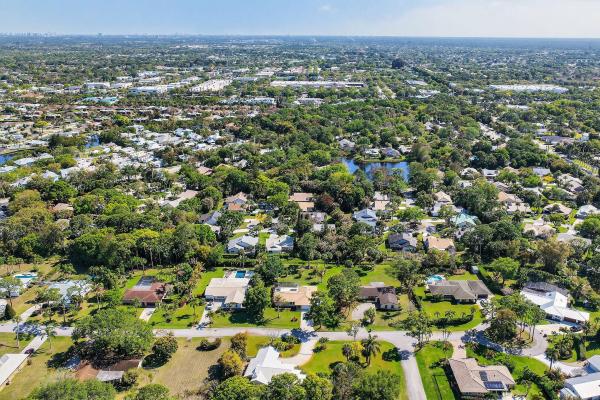 Woodland Estates, 5749 Turnwood Ct, Jupiter, Florida 33458, image 2