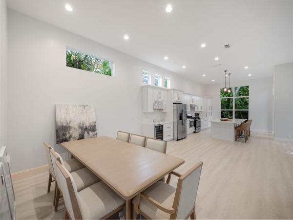 Sunset Bay, 143 Sunset Bay Dr, Palm Beach Gardens, Florida 33418, image 2