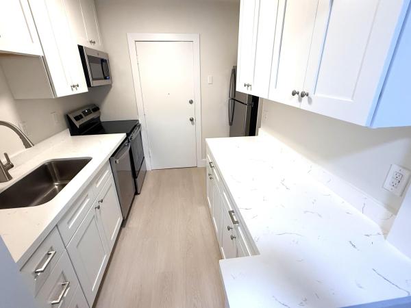 Imperial Point Colonnades, 2220 NE 68th St #1007, Fort Lauderdale, Florida 33308, image 2