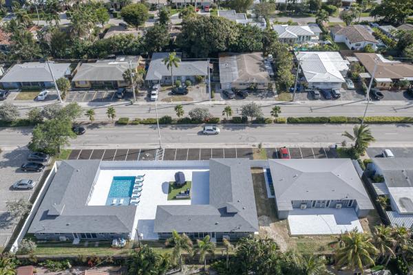 Coral Gardens, 2017 NE 26th St #1-3, Wilton Manors, Florida 33305, image 2