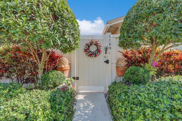 Westwood Gardens, 5789 Golden Eagle Cir, Palm Beach Gardens, Florida 33418, image 1