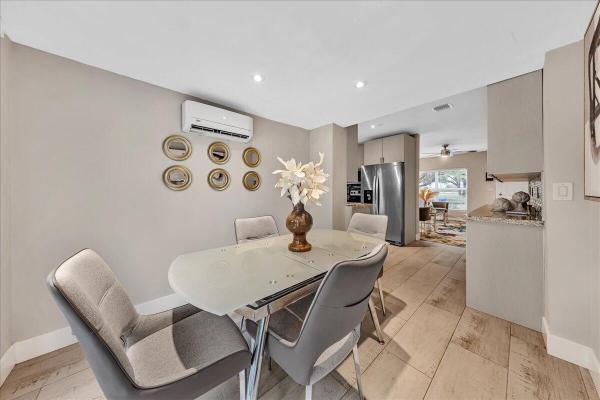 Croissant Park, 1835 Park Ln, Fort Lauderdale, Florida 33315, image 1