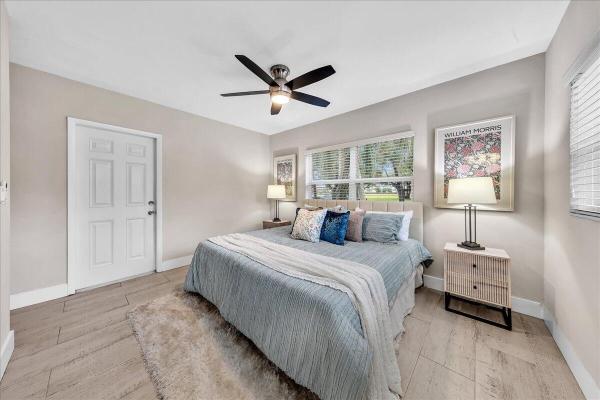 Croissant Park, 1835 Park Ln, Fort Lauderdale, Florida 33315, image 1