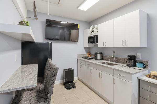 Sugar Pond Manor, 1424 Primrose Ln, Wellington, Florida 33414, image 2