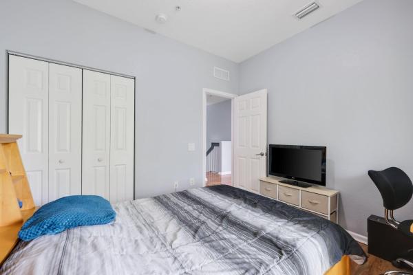 Paloma Lakes, 4501 Mimosa Ter #1404, Coconut Creek, Florida 33073, image 1