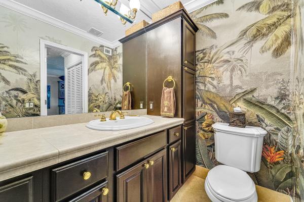 Fairbanks Terrace South, 1201 S Riverside Dr #201, Pompano Beach, Florida 33062, image 2