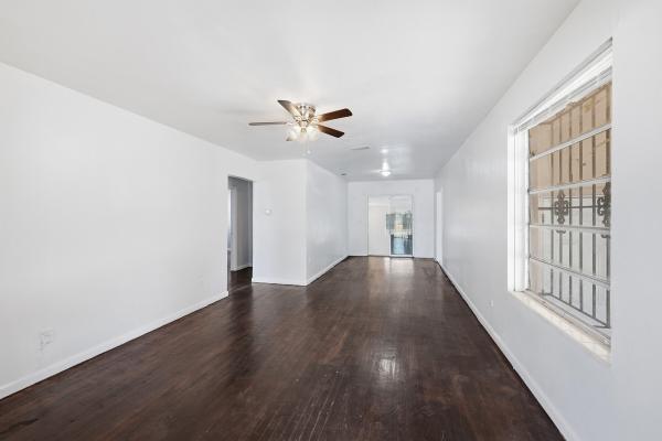 874 NW 74th St, Unincorporated Dade County, Florida 33150, image 1