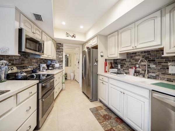 11811 Avenue Of The Pga, Palm Beach Gardens, Florida 33418, image 2