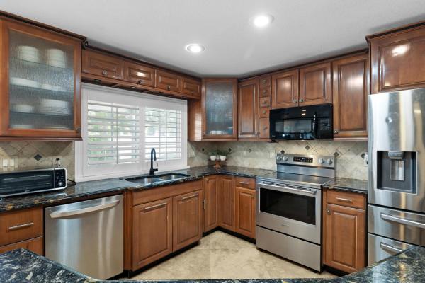 Sunflower, 8017 NW 74th Ter, Tamarac, Florida 33321, image 1