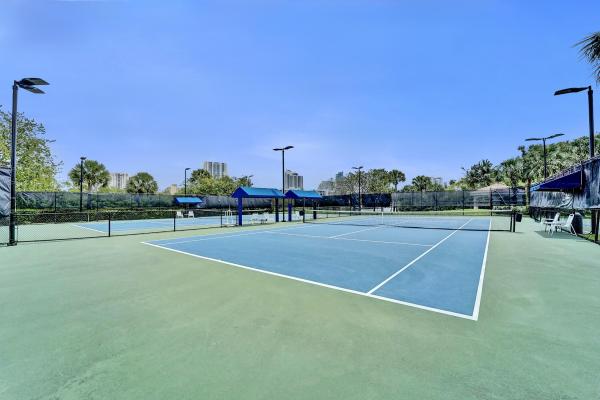 Admirals Cove, 818 E Spinnaker Dr Dr, Hollywood, Florida 33019, image 1