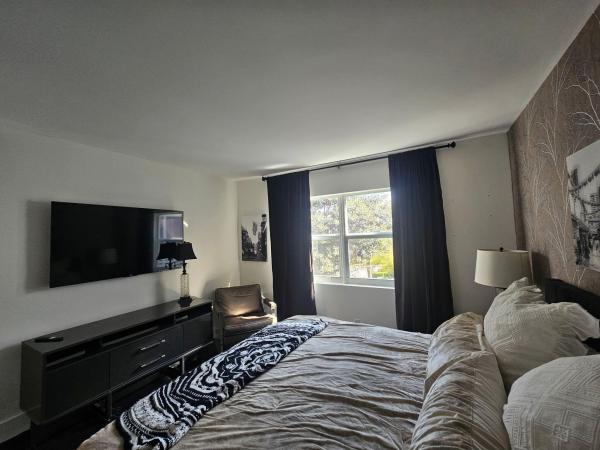 1541 S Ocean Blvd #306, Lauderdale By The Sea, Florida 33062, image 1