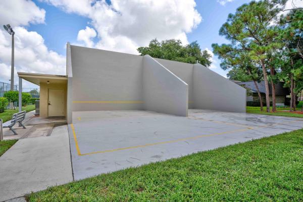Glenwood Townhomes, 1608 16th Ter, Palm Beach Gardens, Florida 33418, image 1