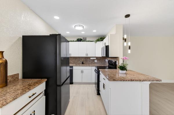 225 Seville Blvd BOULEVARD #J, Delray Beach, Florida 33446, image 1