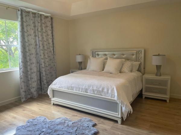 Black Diamond, 10690 Old Hammock Way, Wellington, Florida 33414, image 3