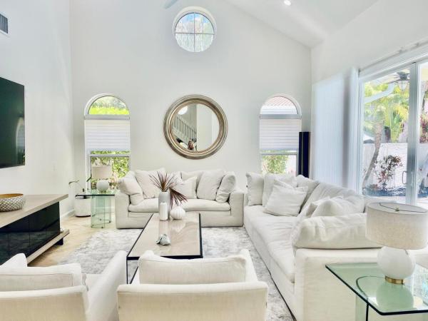 Pelican Harbor, 3567 Commodore Cir, Delray Beach, Florida 33483, image 1