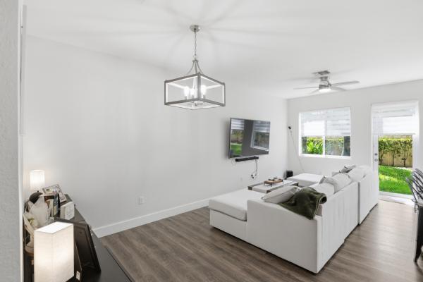 Walden Townhomes, 21482 NW 14th Ct, Miami Gardens, Florida 33169, image 3