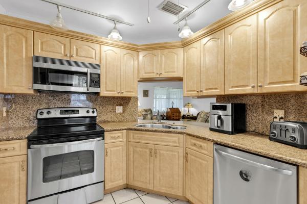 South Lake At Dos Lagos, 3 Vía De Casas Sur, Boynton Beach, Florida 33426, image 1