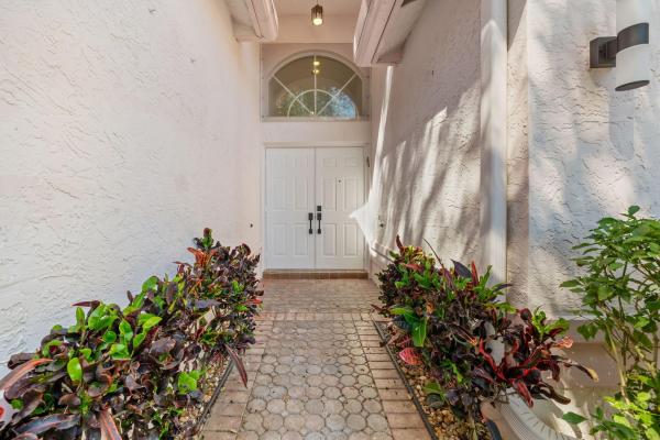 Valencia Isles, 11431 Lanai Ln, Boynton Beach, Florida 33437, image 1