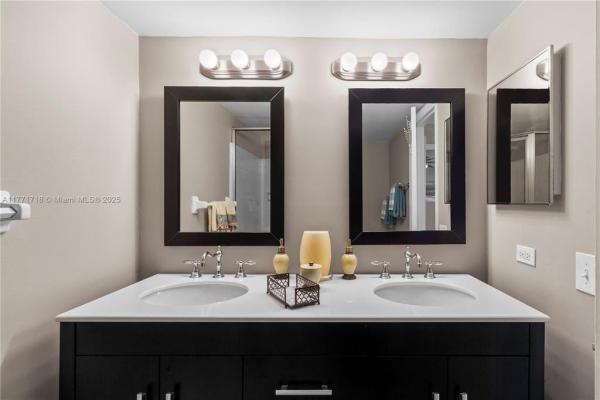 Coral Towers, 4800 Bayview Dr #402, Fort Lauderdale, Florida 33308, image 1